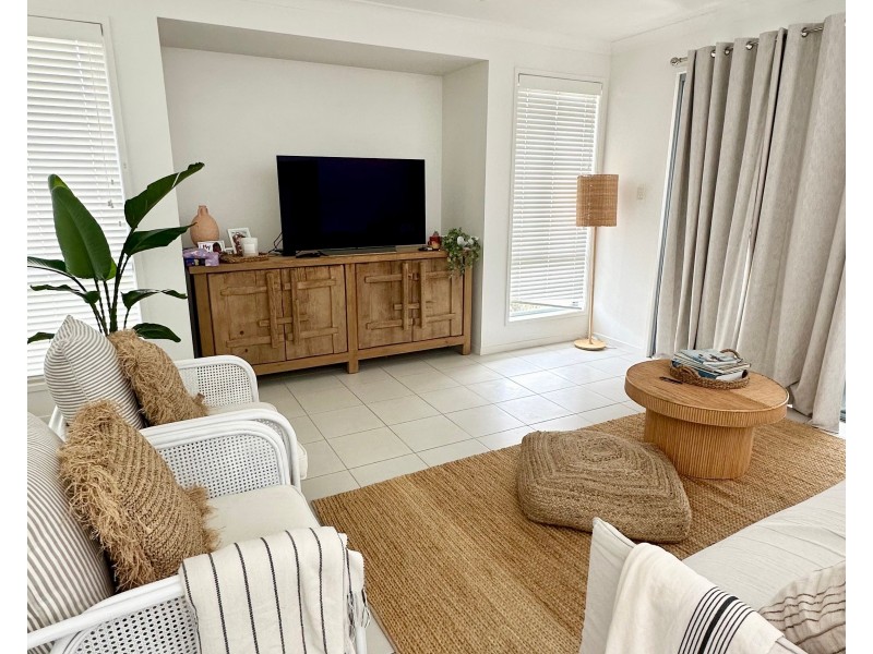 49 Laceflower Parade, Casuarina NSW 2487