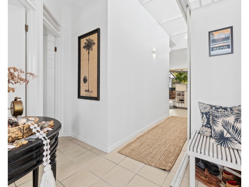 2/3 Cedarwood Court, Casuarina NSW 2487