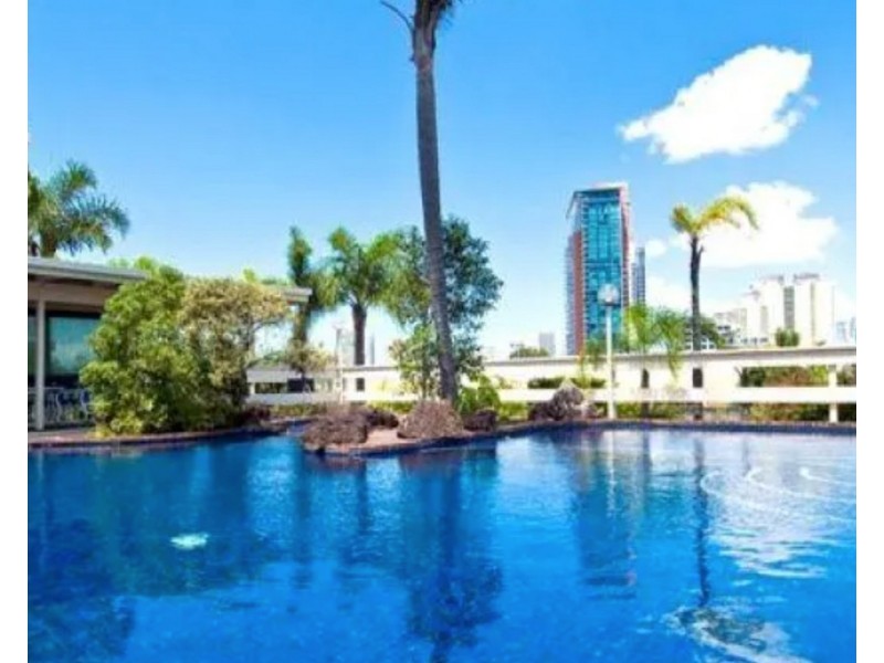 5c/10 Marine Parade, Southport QLD 4215