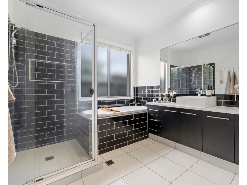 49 Laceflower Parade, Casuarina NSW 2487