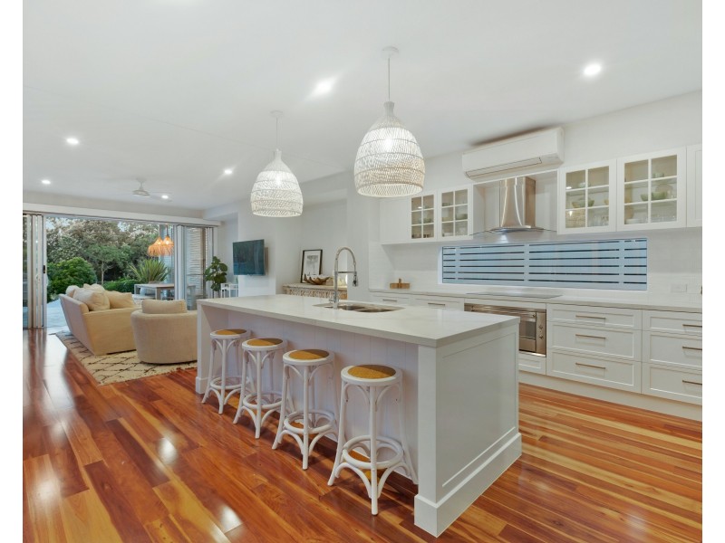 6 Eclipse Lane, Casuarina NSW 2487