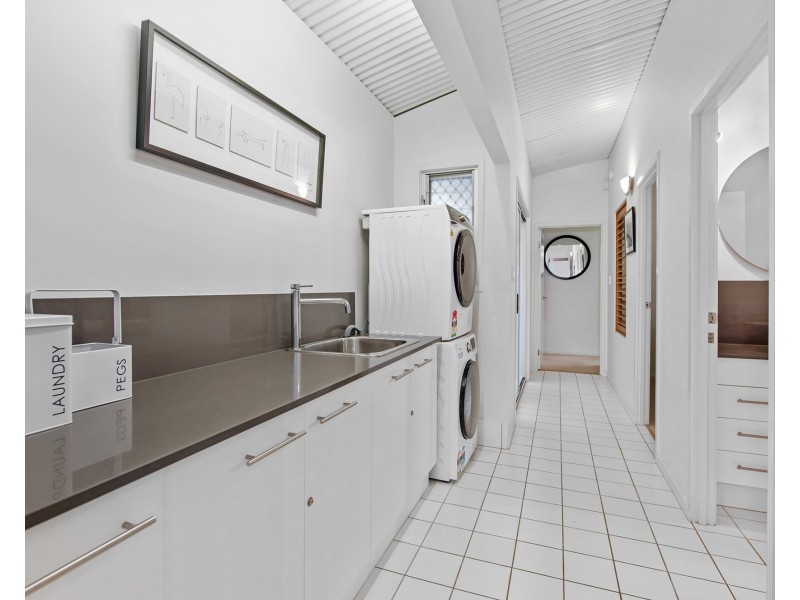 702 Casuarina Way, Casuarina NSW 2487