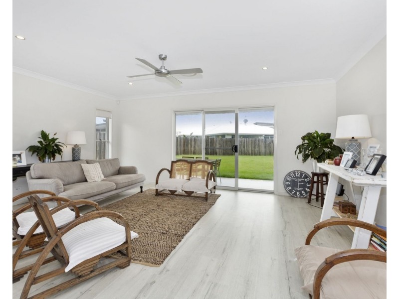 87 Laceflower Parade, Casuarina NSW 2487
