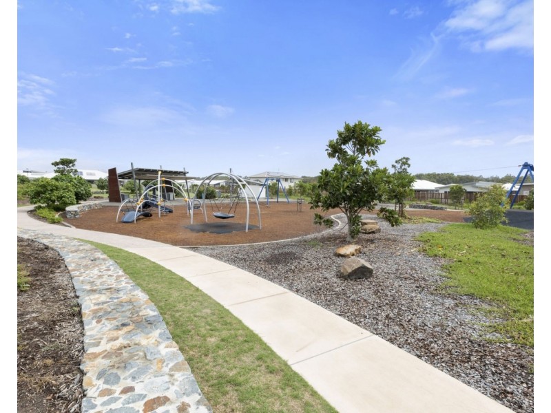 87 Laceflower Parade, Casuarina NSW 2487