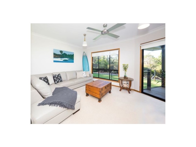 913 Scotts Head Rd, Scotts Head NSW 2447