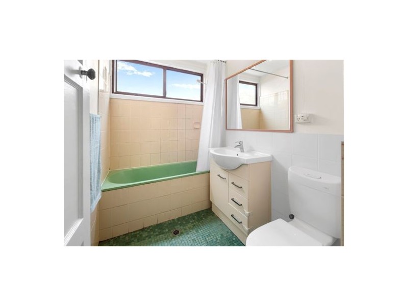 18 Vernon Street, Scotts Head NSW 2447