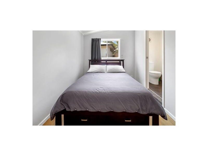 18 Vernon Street, Scotts Head NSW 2447