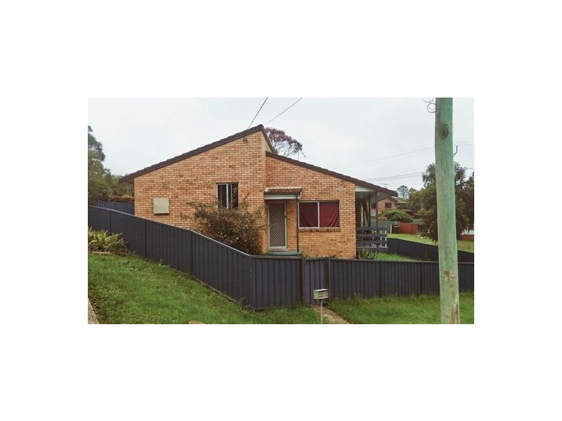 2 Henderson Street, Macksville NSW 2447