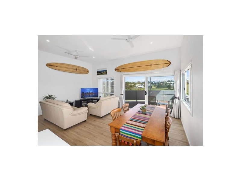 3 Sea breeze Place, Scotts Head NSW 2447