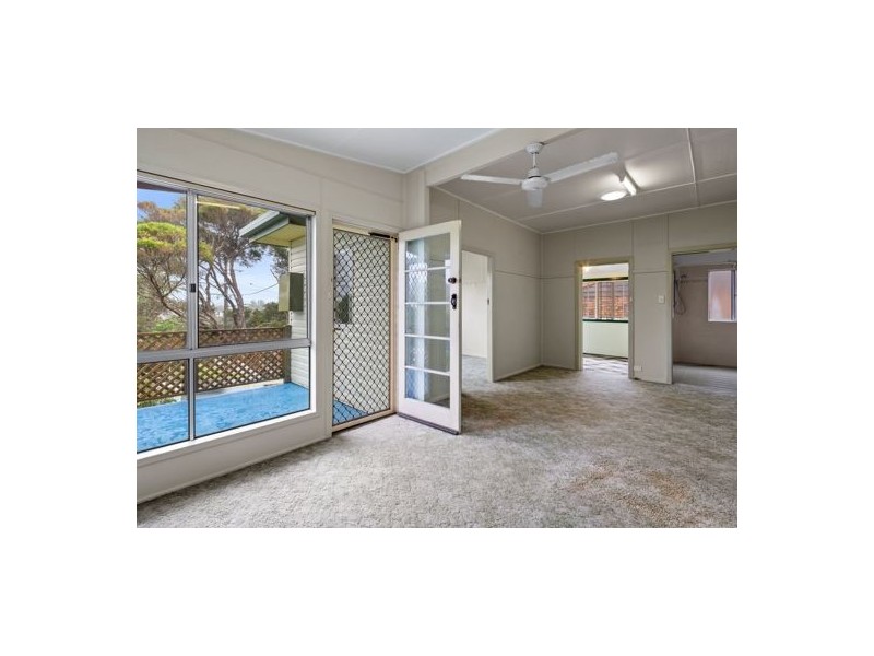 52 Waratah Street, Scotts Head NSW 2447