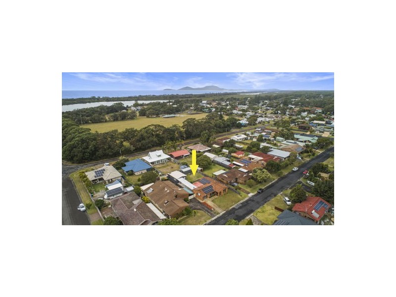 17 Hennessy Street, Stuarts Point NSW 2441