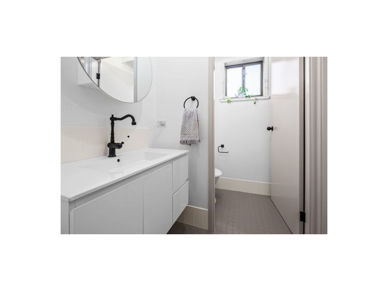 17 Hennessy Street, Stuarts Point NSW 2441