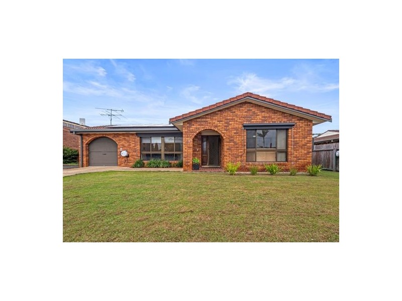 17 Hennessy Street, Stuarts Point NSW 2441