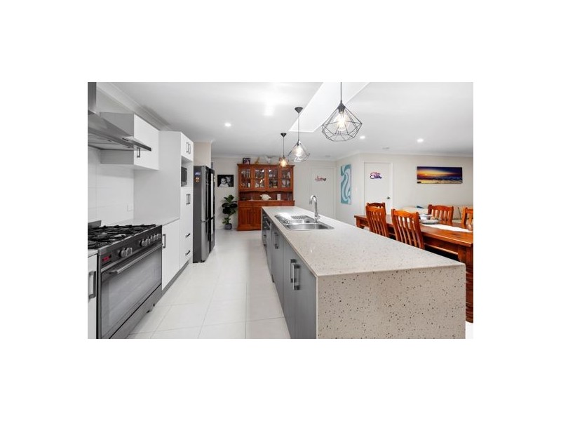 18 Macksville Heights Drive, Macksville NSW 2447