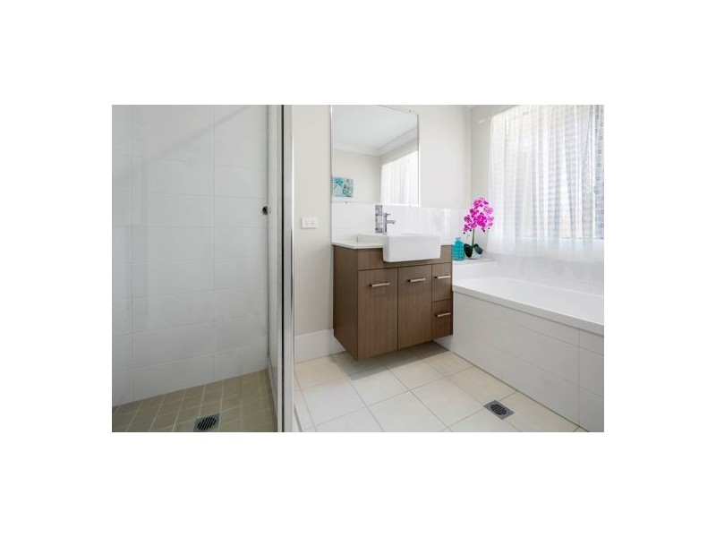 18 Macksville Heights Drive, Macksville NSW 2447