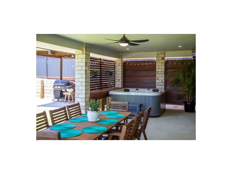 18 Macksville Heights Drive, Macksville NSW 2447