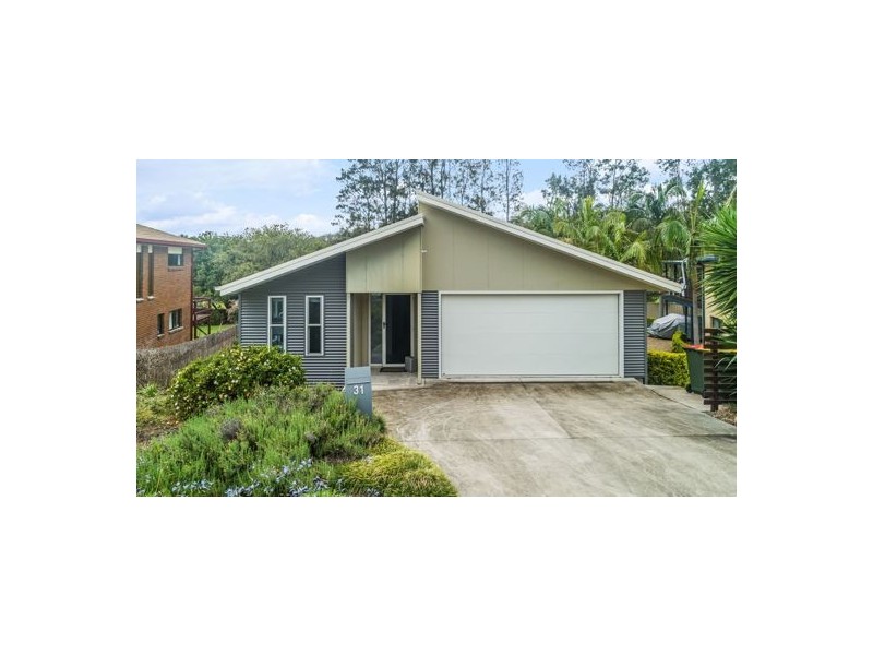 31 Raleigh Street, Scotts Head NSW 2447