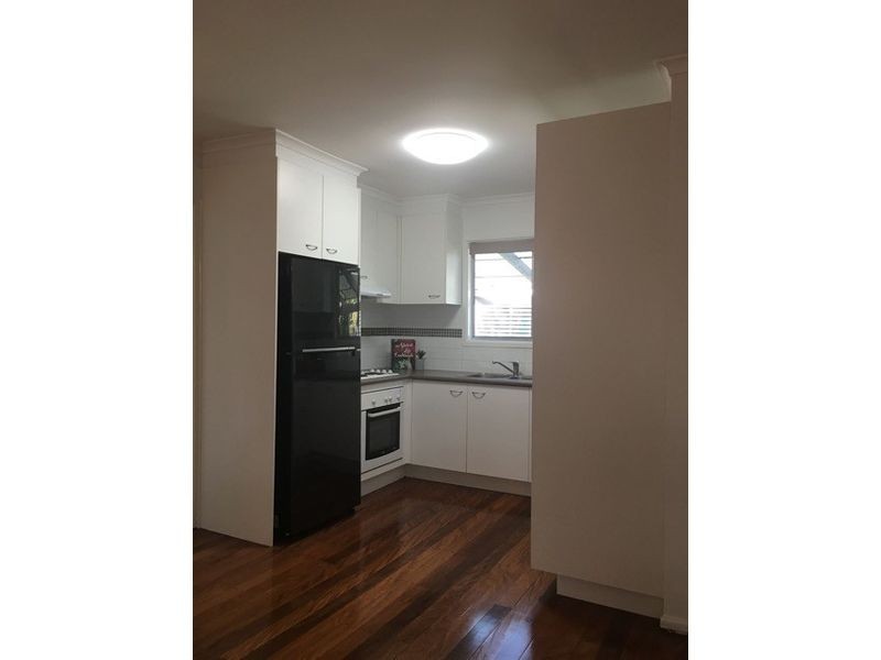 20 Barnard Street, Biggera Waters QLD 4216