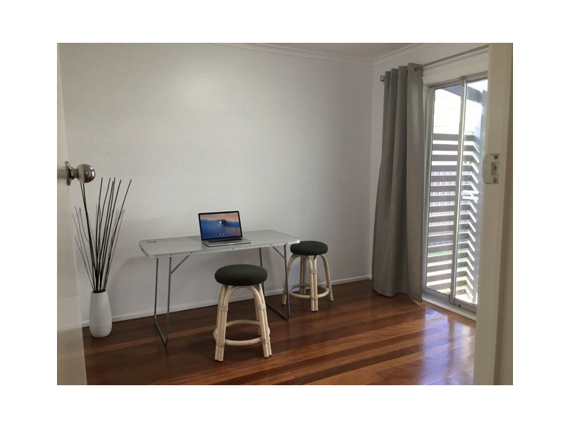 20 Barnard Street, Biggera Waters QLD 4216