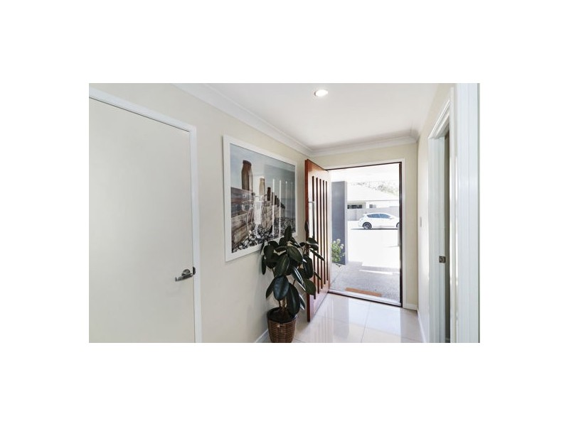 35 Terania Avenue, Ormeau Hills QLD 4208