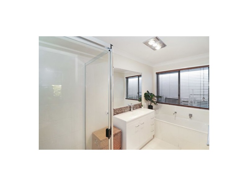 35 Terania Avenue, Ormeau Hills QLD 4208