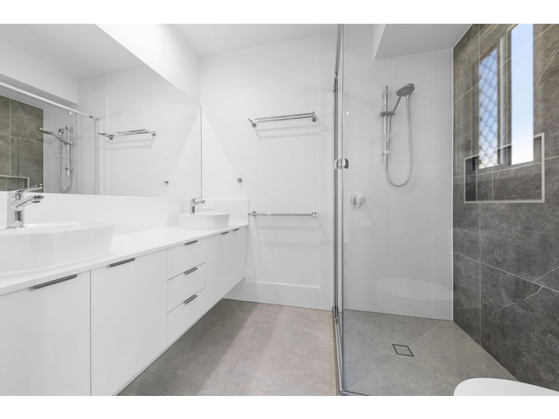 11 Prominence Street, Pallara QLD 4110