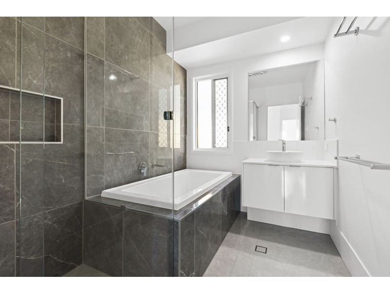 11 Prominence Street, Pallara QLD 4110