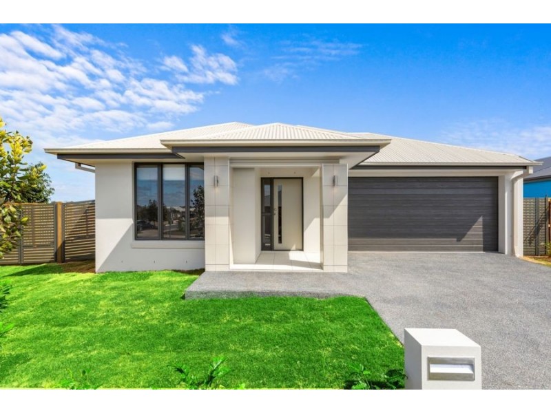 2 Dennis Street (off 2 Rohl Rd), Walloon QLD 4306