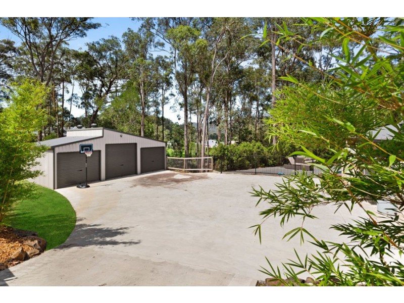 30 Woodland Avenue, Mount Nathan QLD 4211
