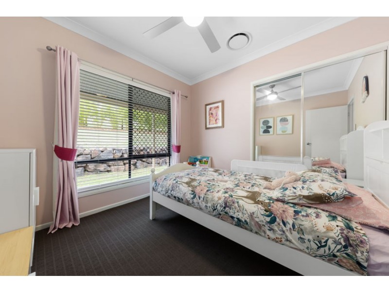 30 Woodland Avenue, Mount Nathan QLD 4211