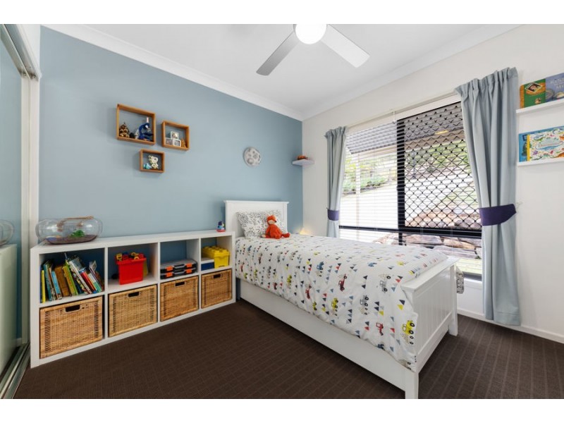 30 Woodland Avenue, Mount Nathan QLD 4211