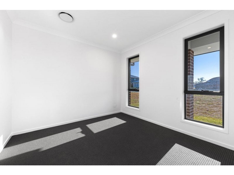 28 Cypress Street, Collingwood Park QLD 4301