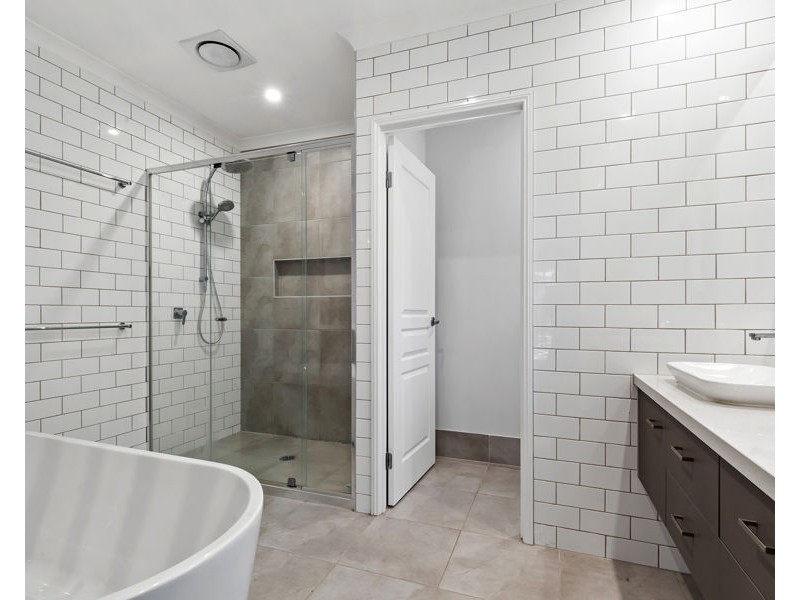 102 Wollombi Ave, Ormeau Hills QLD 4208