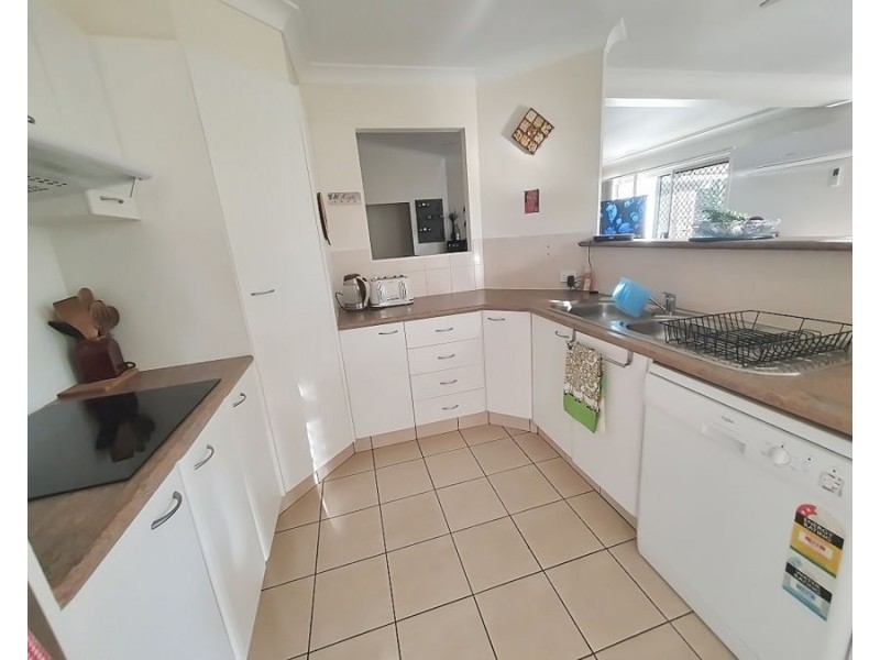 11 Papara Street, Pacific Pines QLD 4211