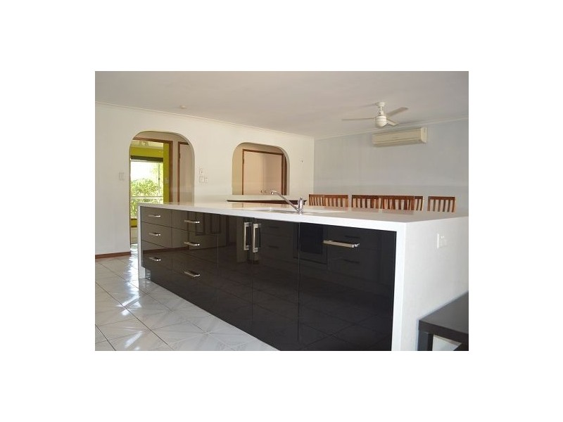 102 Kingman Street, Sunnybank Hills QLD 4109