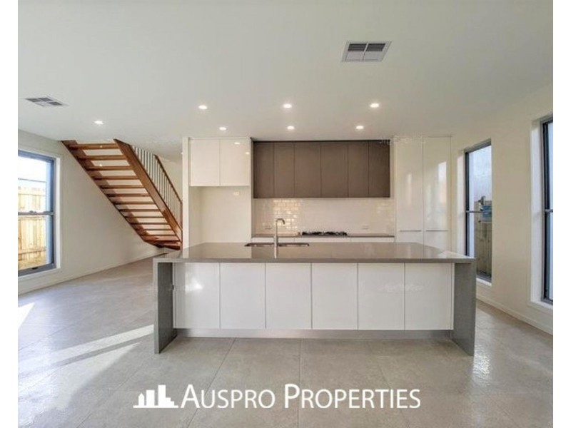 92 Ascent Street, Rochedale QLD 4123