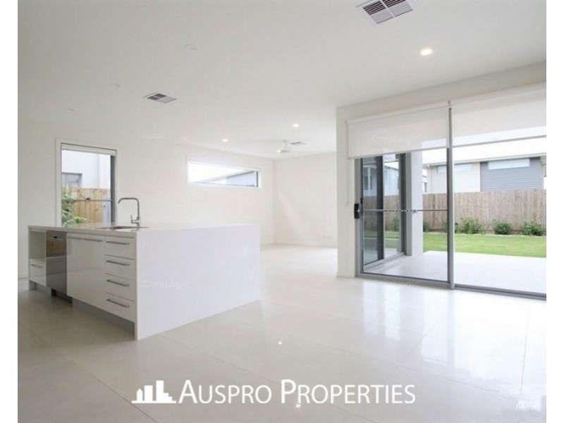 92 Ascent Street, Rochedale QLD 4123