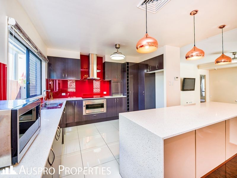 7 Beechwood Cl, Stretton QLD 4116