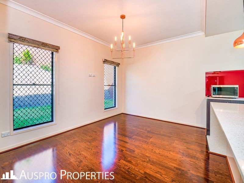 7 Beechwood Cl, Stretton QLD 4116