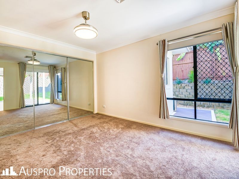 7 Beechwood Cl, Stretton QLD 4116