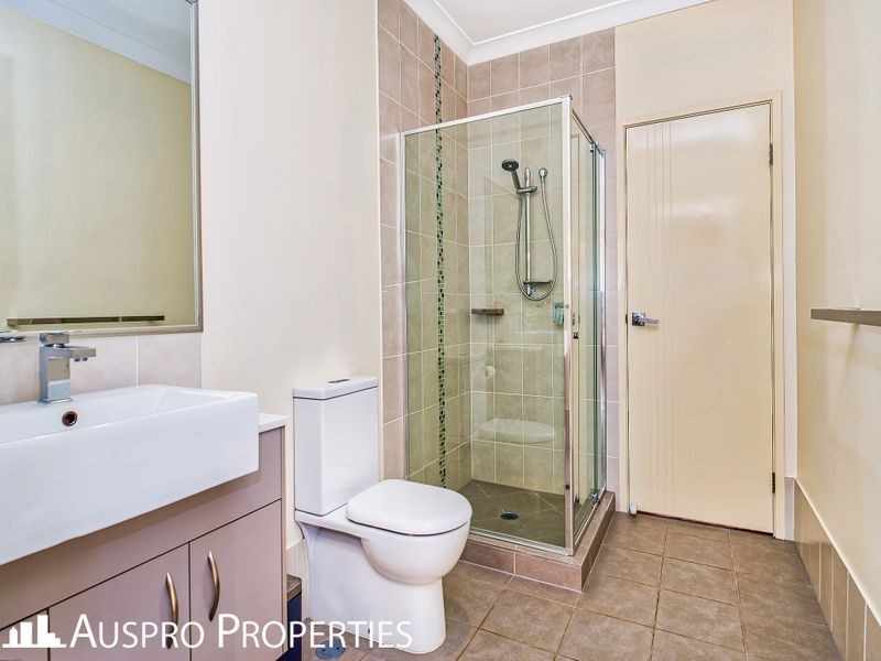 7 Beechwood Cl, Stretton QLD 4116