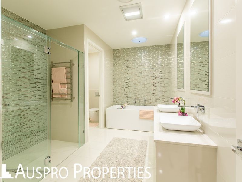 27 Elderbury Place, Stretton QLD 4116