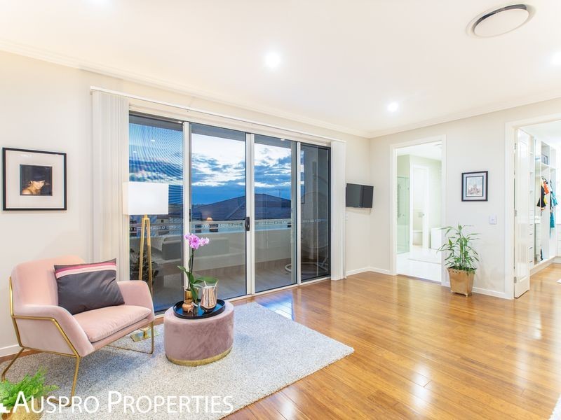 27 Elderbury Place, Stretton QLD 4116