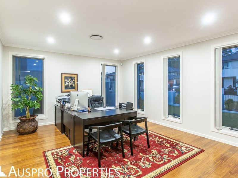 27 Elderbury Place, Stretton QLD 4116