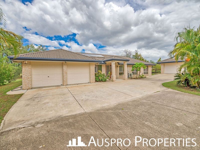 27 Park Ridge Rd, Park Ridge QLD 4125