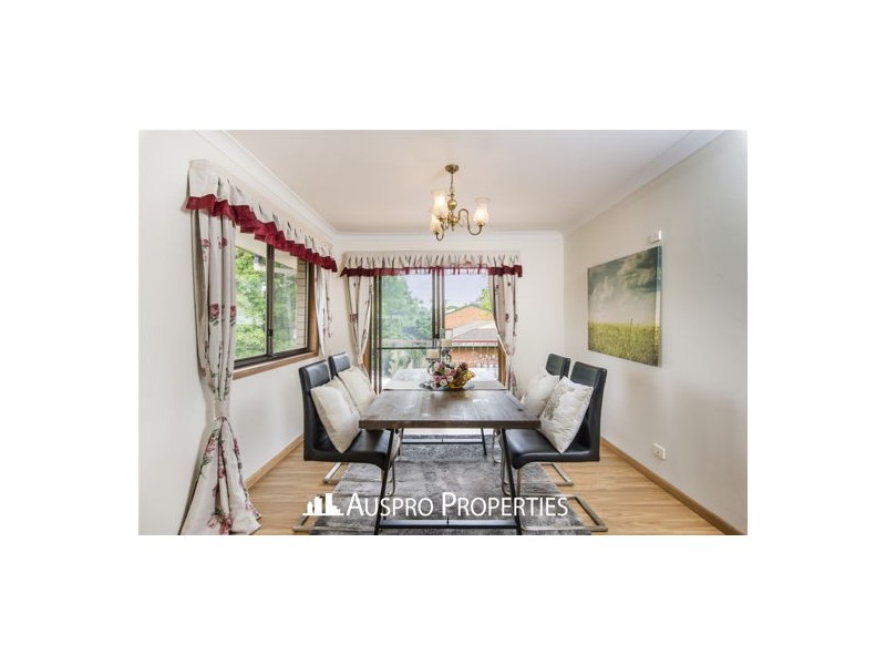 9 Karalee St, Sunnybank QLD 4109