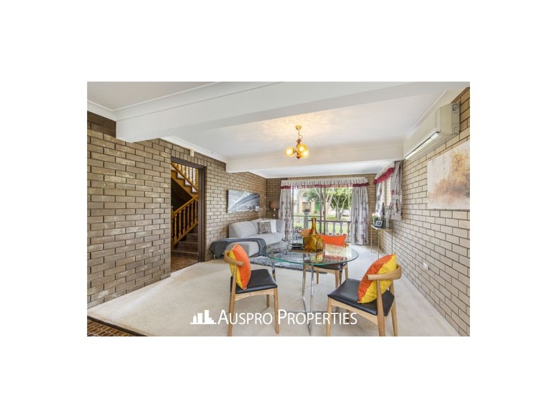 9 Karalee St, Sunnybank QLD 4109