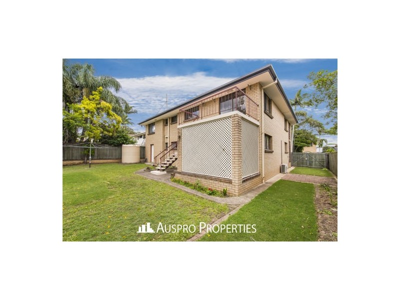 9 Karalee St, Sunnybank QLD 4109