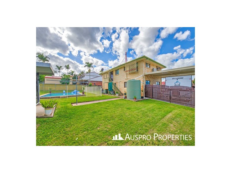 398 Warrigal Rd, Eight Mile Plains QLD 4113