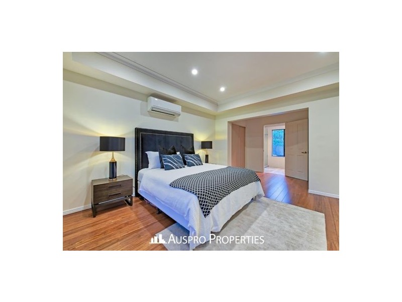 79 White Cedar Cct, Stretton QLD 4116